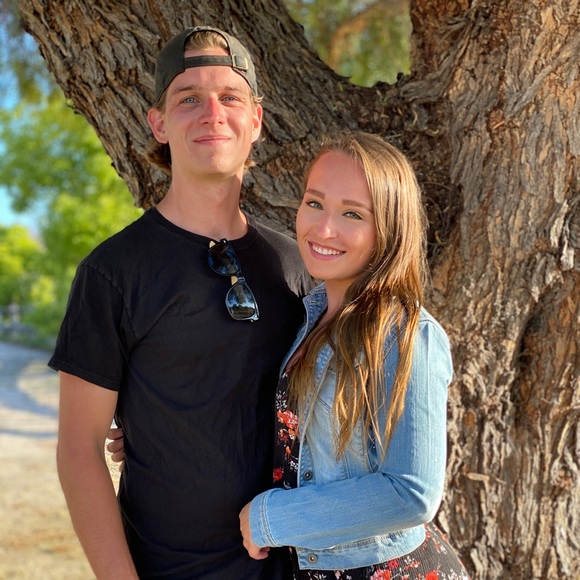 Meet your Posher, Anna - Picture 1 of 1